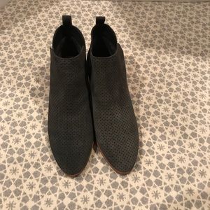 Dolce Vita Kaidie gray perforated suede boot NWOT